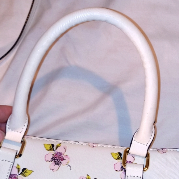 Betsey Johnson Satchel - Picture 4 of 10